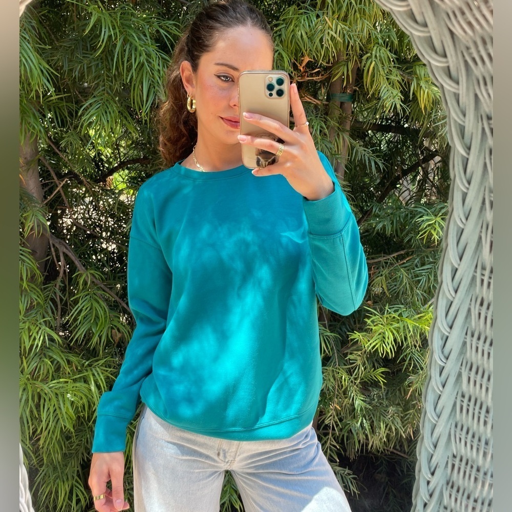 Mondetta teal crewneck sweatshirt